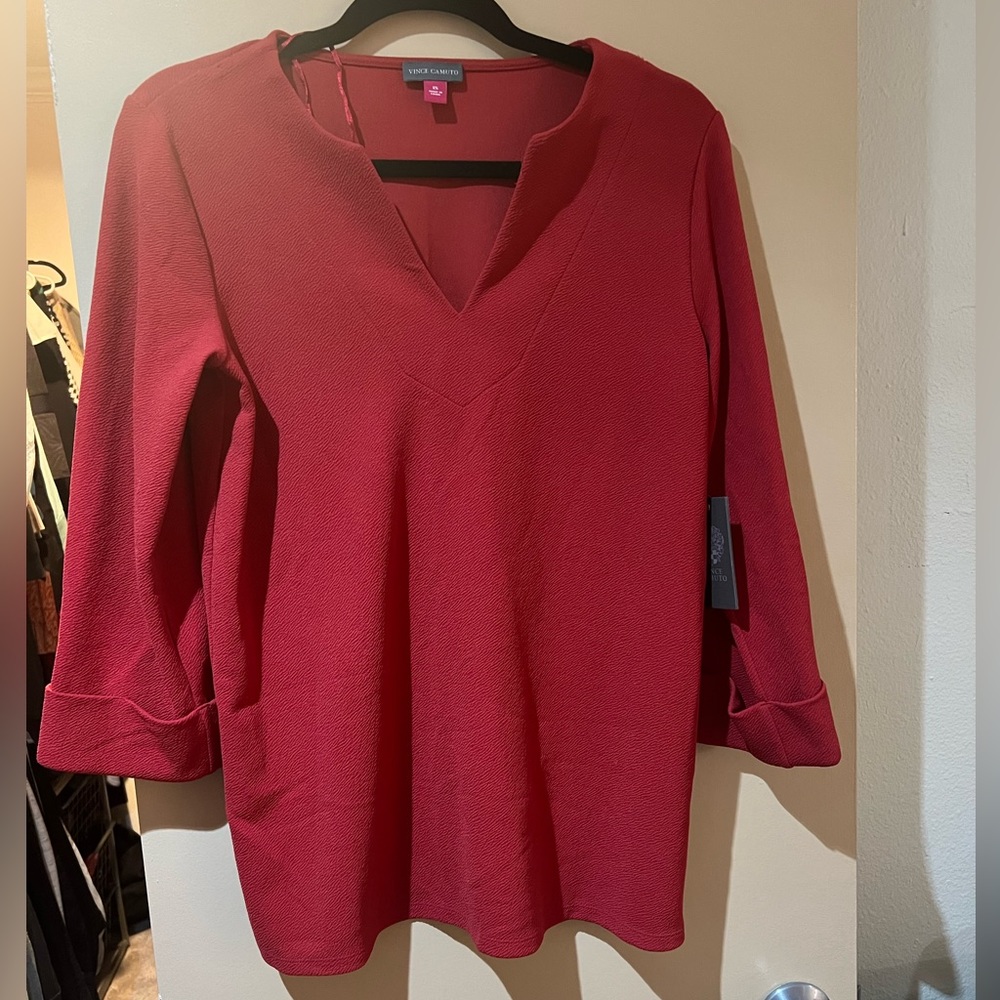 Vince Camuto XS shirt